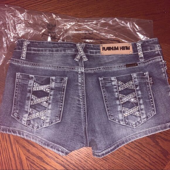 Platinum Plush Side Cross Shorts - Picture 5 of 6